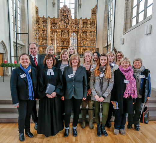 Zu ihrem Adventsgottesdienst hatte die Dortmunder Mitternachtsmission in die Stadtkirche St. Petri eingeladen. Foto: Stephan Schütze
